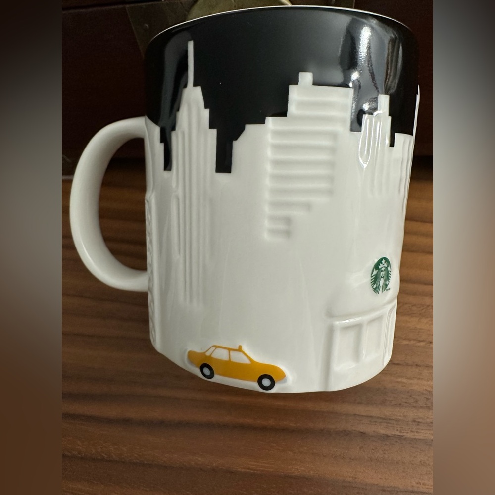 Starbucks Coffee Mug NYC New York City Skyline 3D Yellow Taxi 16 oz No scratches